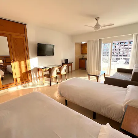 Lejlighed Pyr And Pool Iii