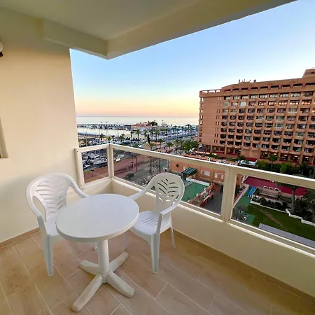 Apartment Pyr And Pool Iii Fuengirola