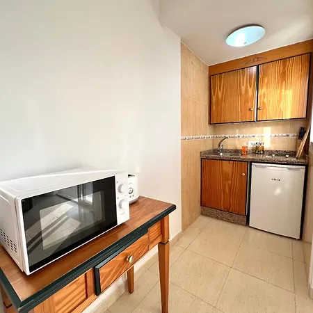 Apartment Pyr And Pool Iii Fuengirola